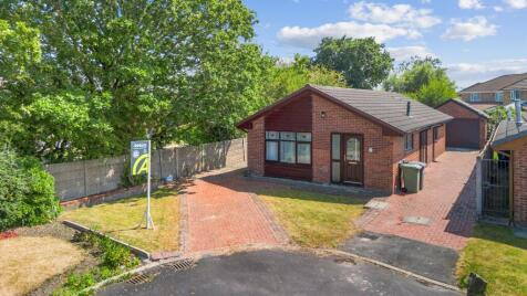 The Pipers, Lowton, WA3