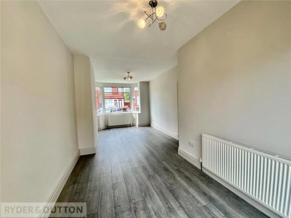 Lounge/Dining Room
