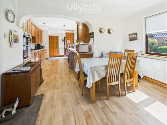 3 bed Detached for sale Image 7
