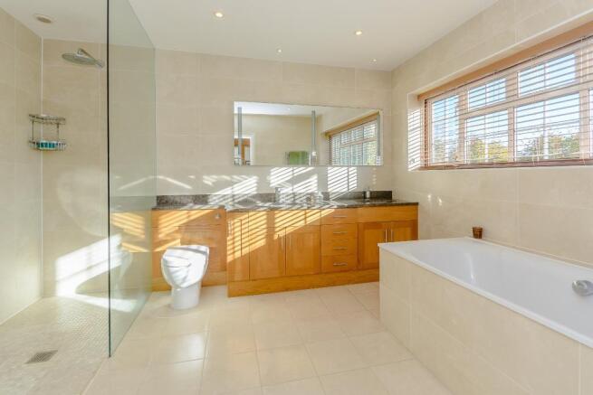 Ensuite