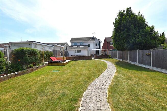 Princess Gardens, Rochford photo 4