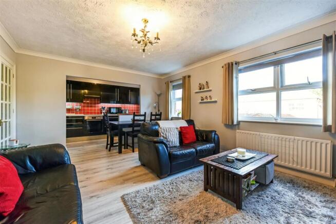 Sitting/Dining Room