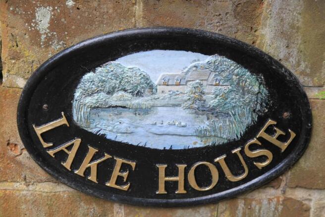 Name plate