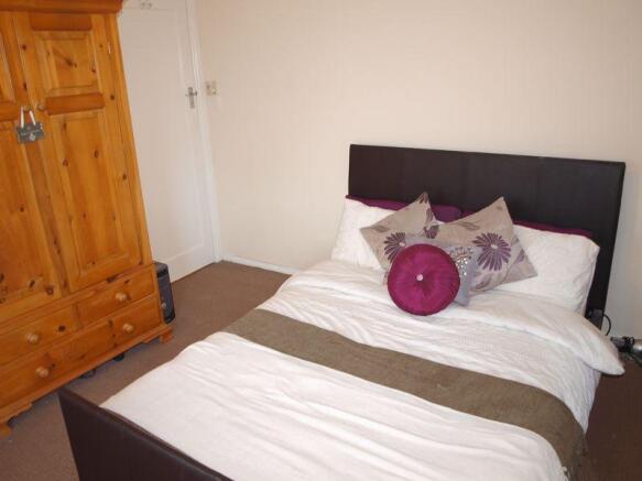 Bedroom One (4)