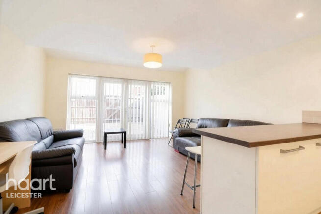 Eastleigh Road, Leicester photo 4