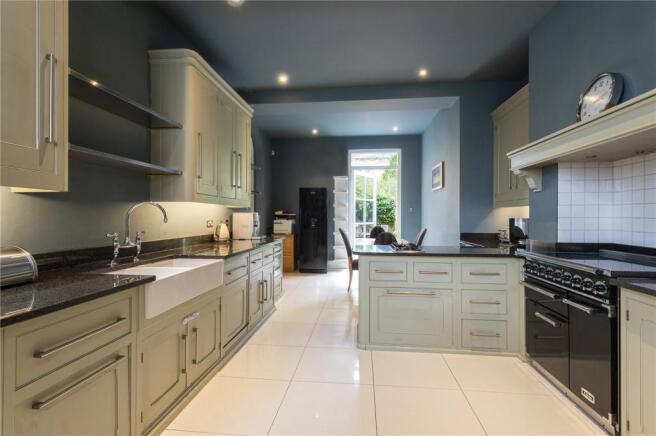 Kitchen/Breakfast Rm