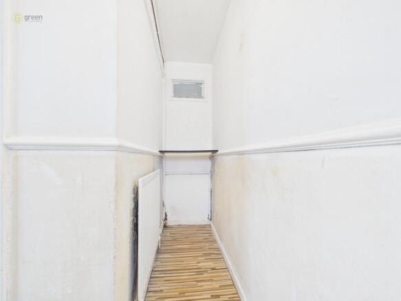 cam01332g0pr0664still002