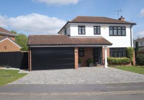 22, Holsworthy Close, Nuneaton CV11 6YH