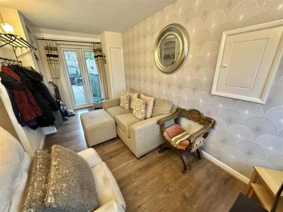 4 bed Detached for sale Image 6