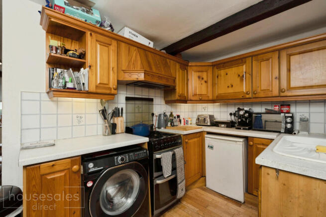 2 bed Apartment for sale Image 4