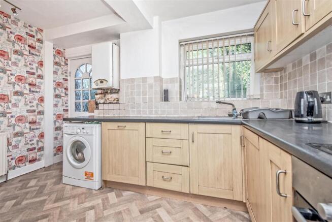 Fitted Kitchen: