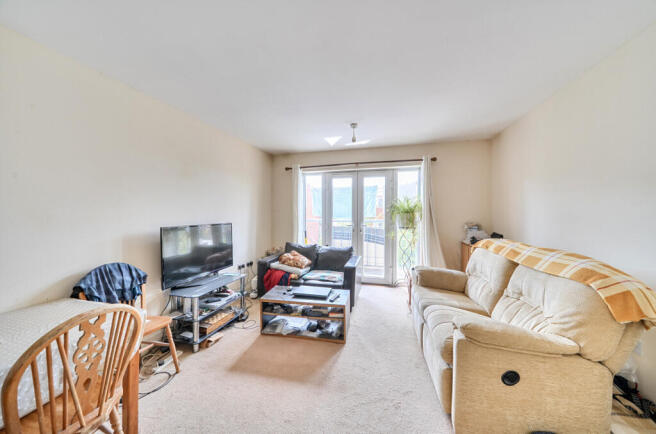 Sitting/Dining Room