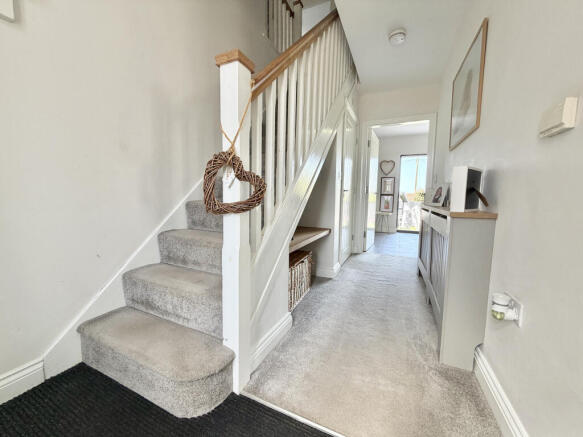 4 bed Detached for sale Image 4