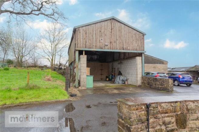 Barn