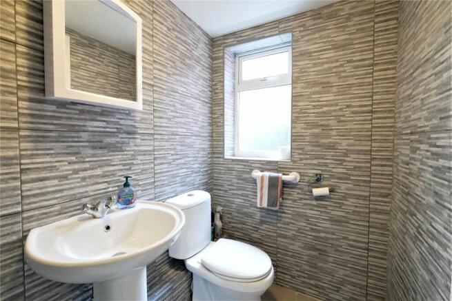 Annexe Shower Room
