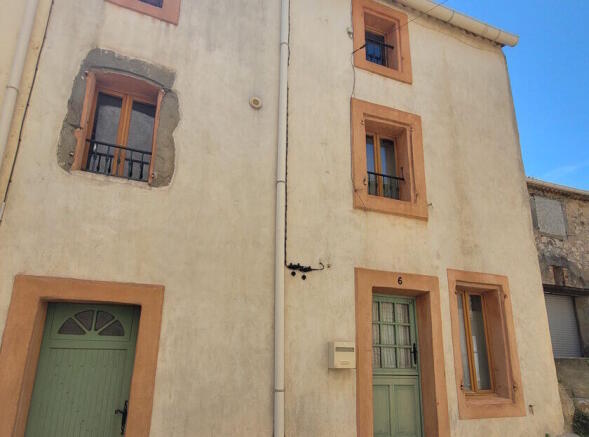 Photo 1