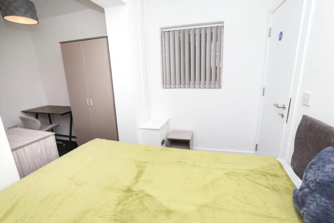 5 bed End of Terrace to rent Image 8