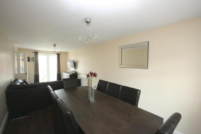 Dining/Sitting Rm