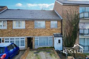 118, Hillrise Road, Romford RM5 3BY