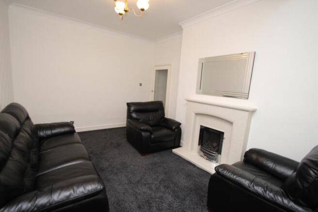 Lounge 2