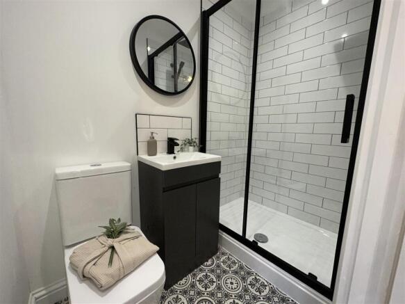 En-suite   Landscape   2022.jpg