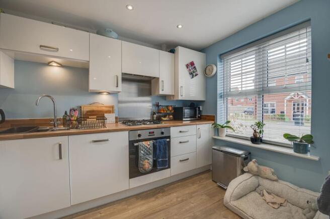 Cross Drive, Moston, CW11 photo 4