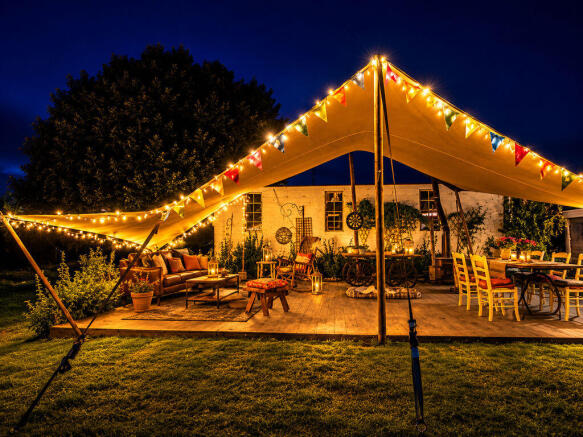 Stretch Tent