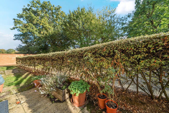 Cloudeseley Close, Sidcup photo 4