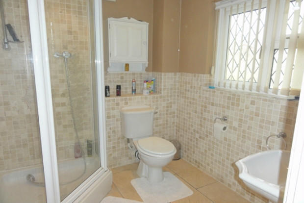 Shower Room/w.c.