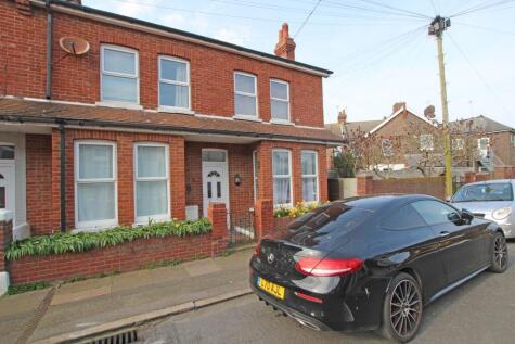 Clarence Road, Eastbourne, BN22 8HG