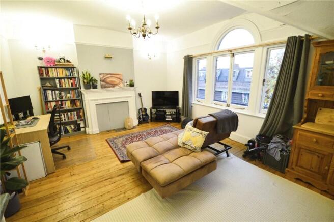Living/Dining Area
