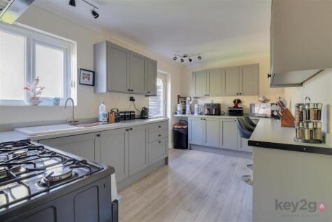 Birley Spa Lane, Sheffield, S12