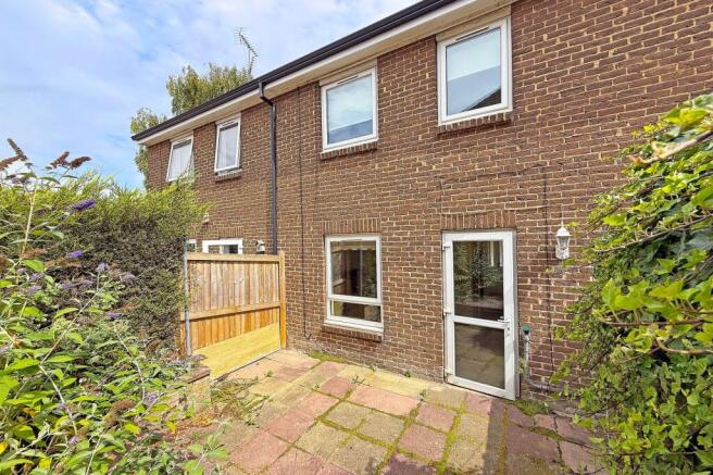2 bed Terraced for sale Image 5