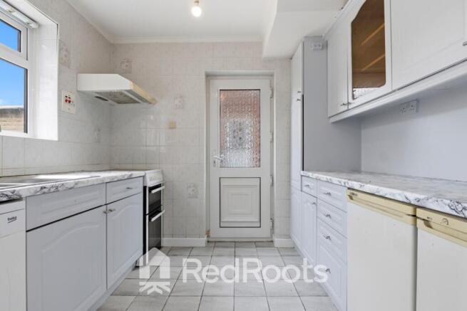 3 bed Semi-Detached for sale Image 10