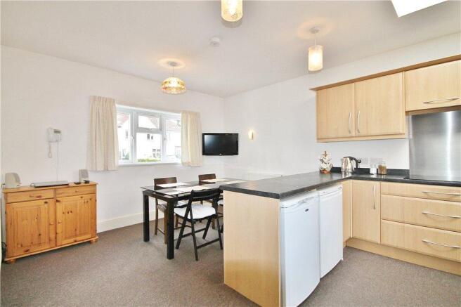 Kitchen/Dining Area