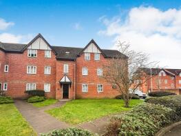 Flat 18, Charnwood House, Rembrandt Way, Reading RG1 6QR