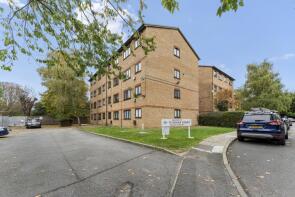 41, Azalea Court, Azalea Close, London W7 3QA