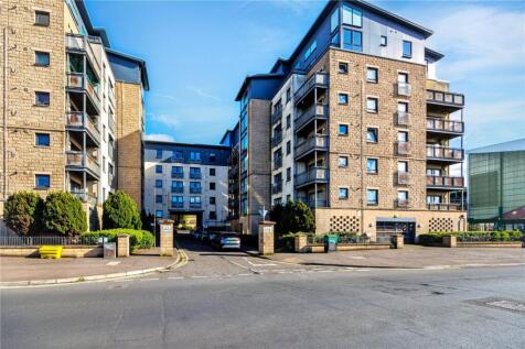 Hawkhill Close, Edinburgh, Midlothian, EH7