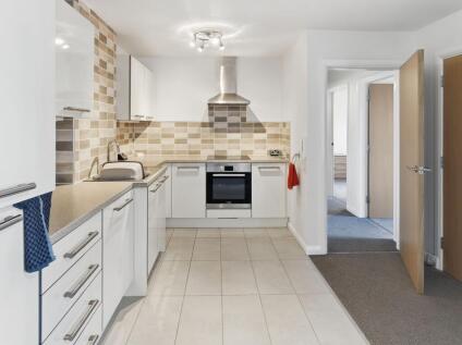 Grove Court, Worksop, S80