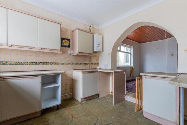 Fairwater Grove East, Cardiff photo 4