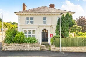 14, Hayne Park, Barnstaple EX32 8DT