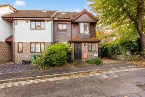 16, Preston Village Mews, Middle Road, Brighton BN1 6XU