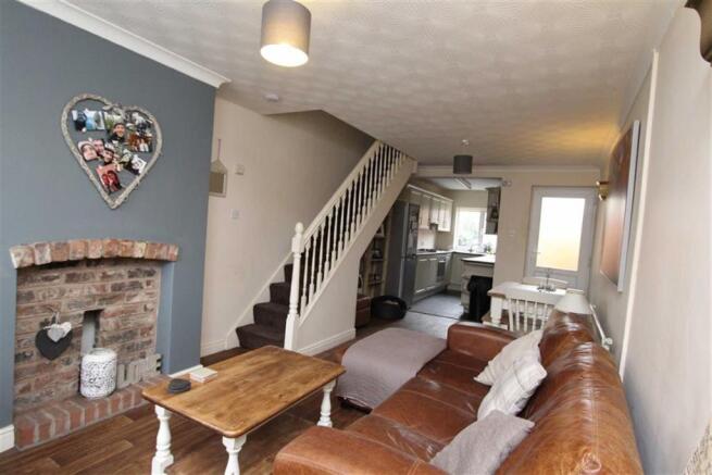 Lounge/Dining Room