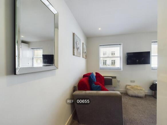 Kitchen & Living area