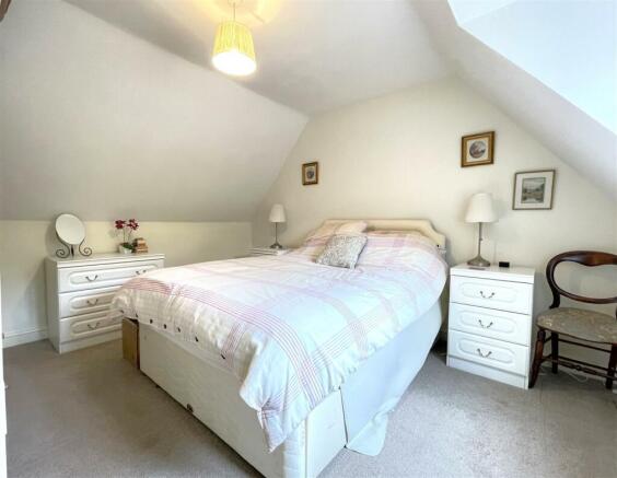 BEDROOM 2