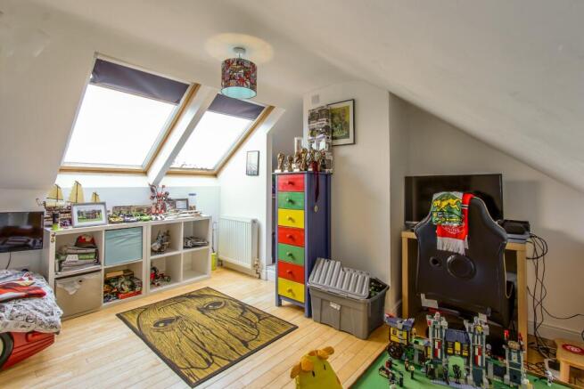 Bedroom 4b