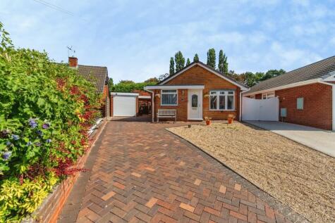Pebble Mill Drive, Cannock, Staffordshire, WS11