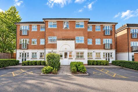 Tingwall Court, 3 Bressay Drive, Mill Hill, London, NW7