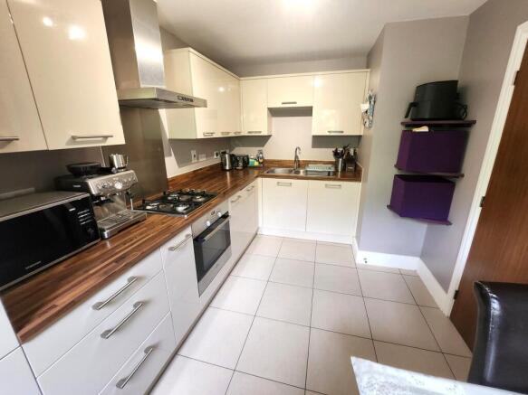 Halestrap Way, Kings Sutton, Banbury, OX17 photo 4