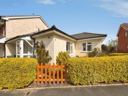 4, Alvington Manor View, Newport PO30 5NY